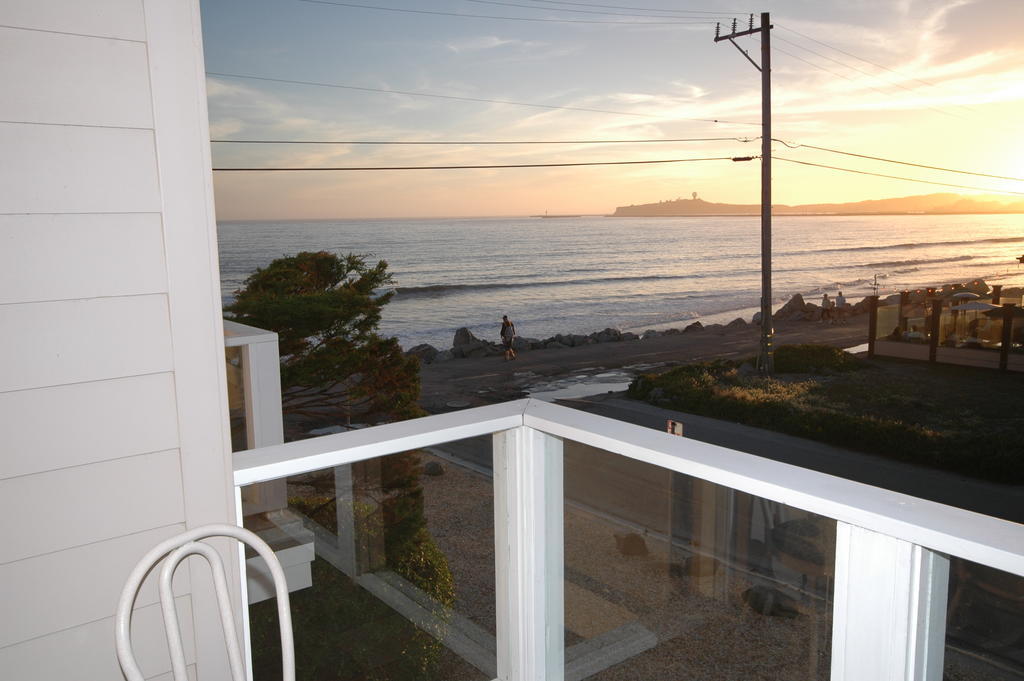The Oceanfront Stay On Miramarbeach Hmb El Granada Номер фото
