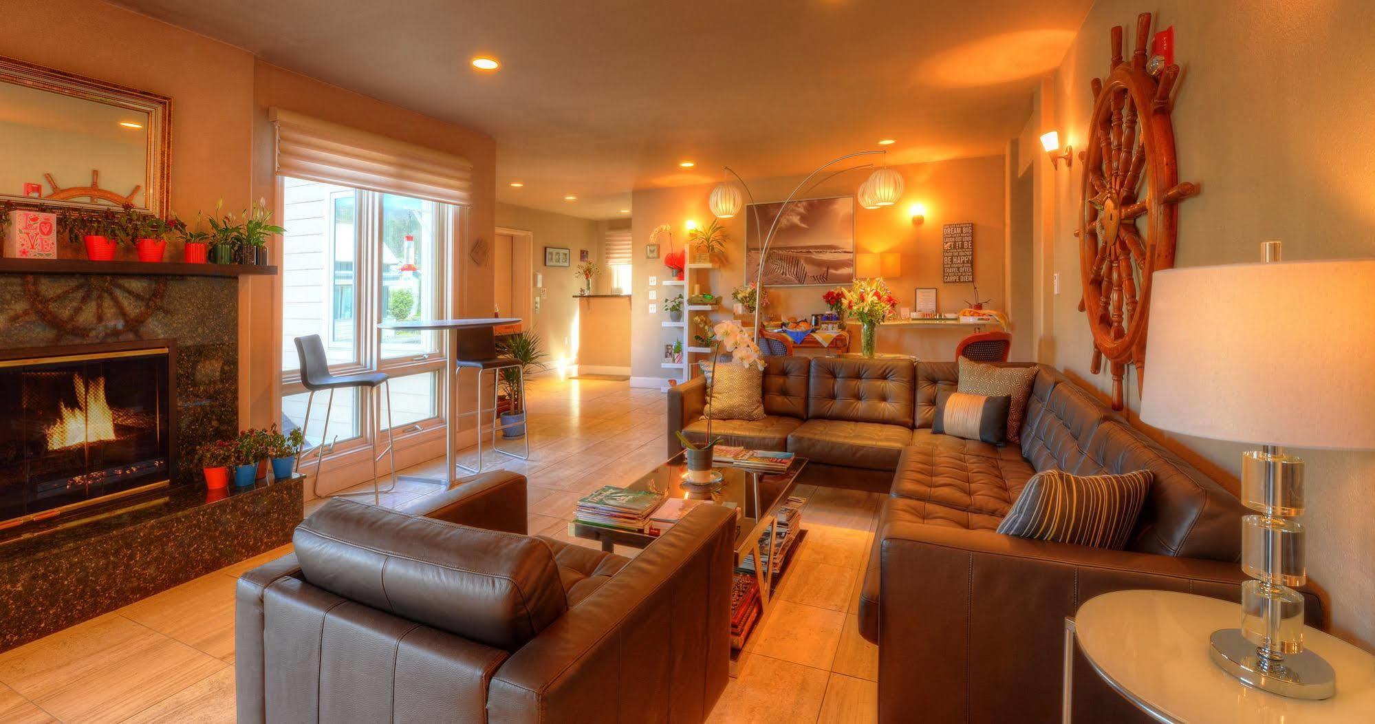The Oceanfront Stay On Miramarbeach Hmb El Granada Екстер'єр фото